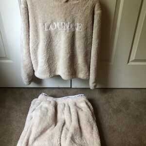 Cozy LOUNGE Sherpa Pullover and Pants Set -